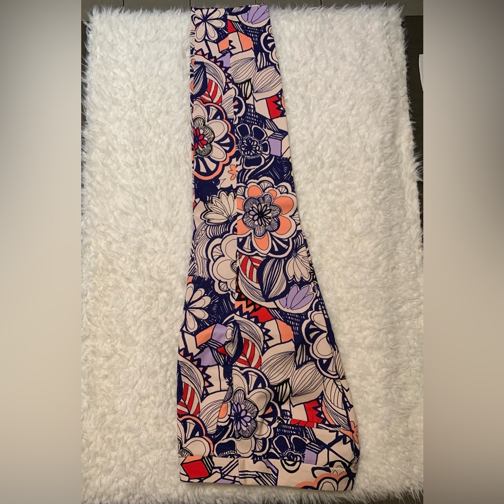 Express Columnist Multi Color Ankle Pant Size 00R 🥰